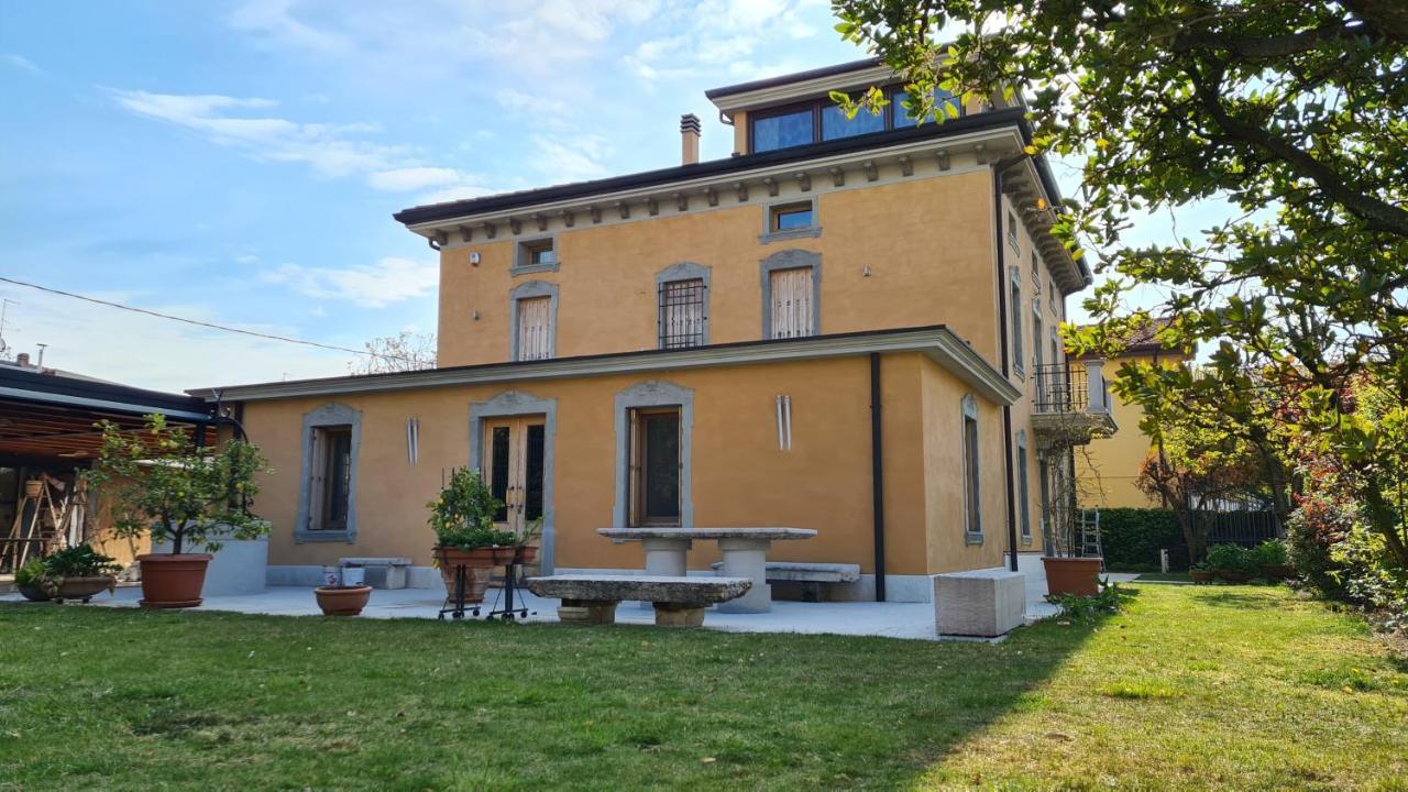 Appartamento Modenese 8 페스키에라델가르다 외부 사진
